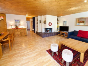 Отель Schweizerhof Ferienwohnungen Lenzerheide 3, Вац